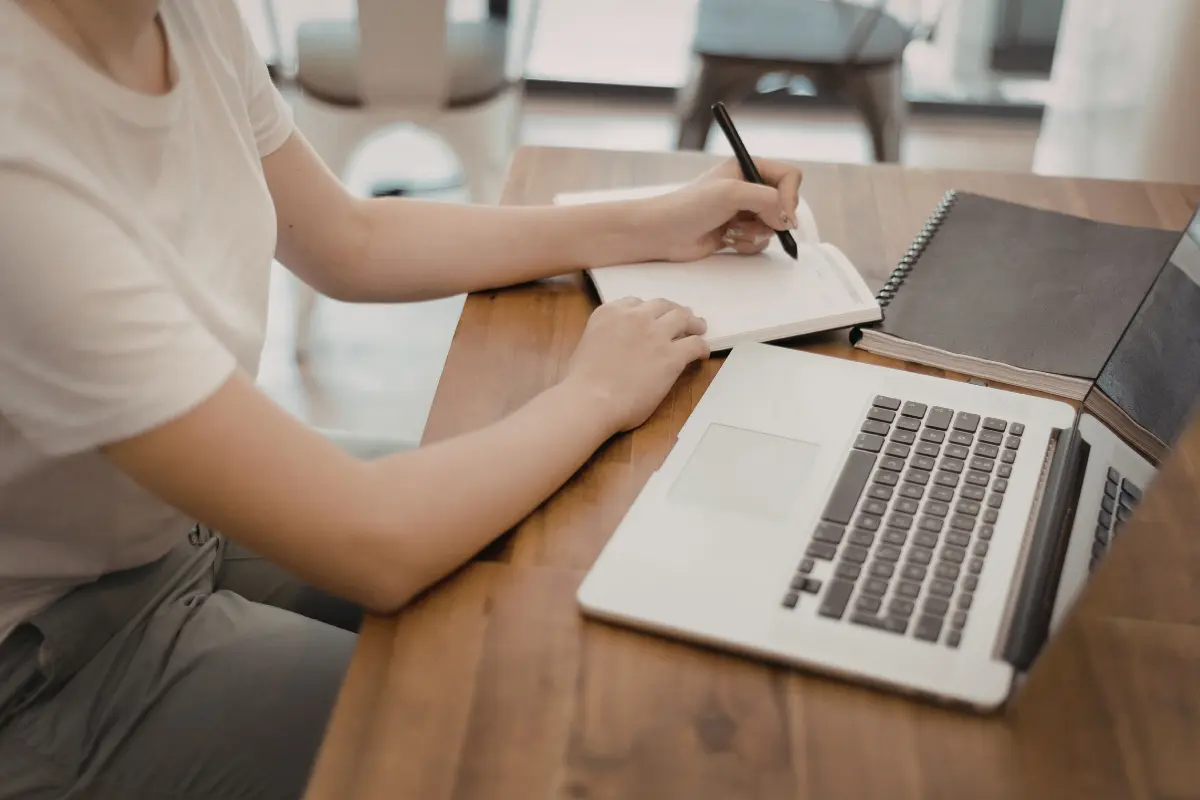 How to turn testimonials into case studies